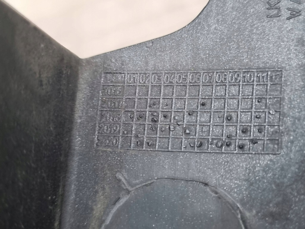 фото №9, Ford transit custom 2018 задняя сторона левая молдинг крыла заднего