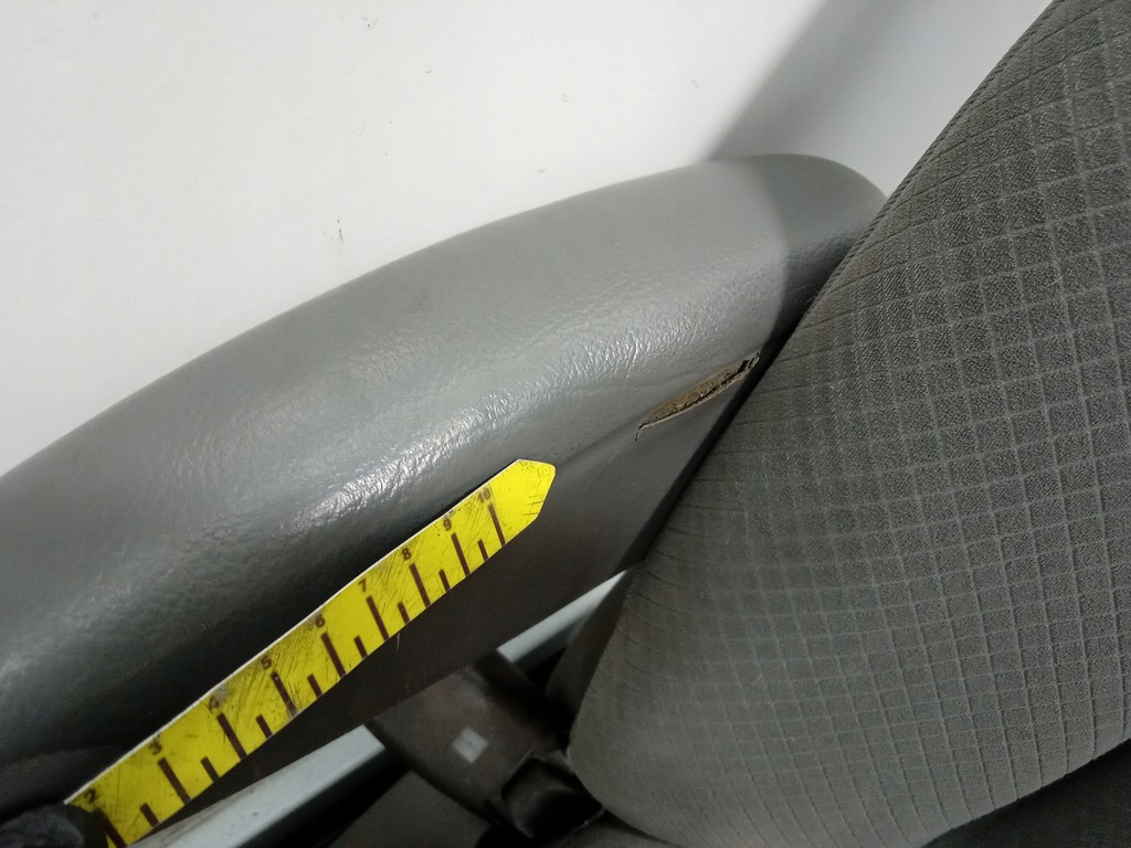 фото №9, Voyager iv caravan сиденье задняя левый задний 2 ряд