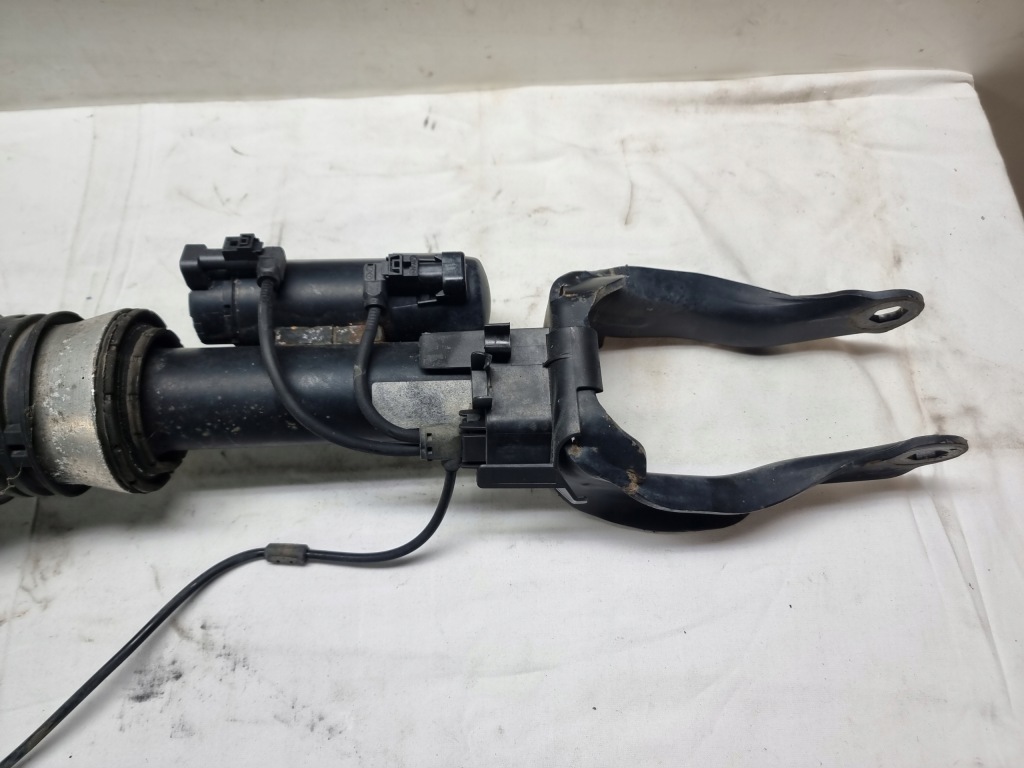 фото №3, Mercedes w292 gle coupe амортизатор airmatic правий перед