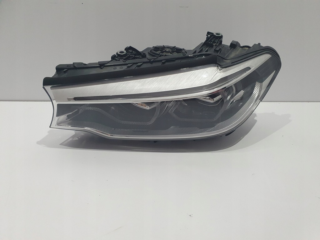 фото №1, Лампа левая bmw g30 g31 full led адаптивный