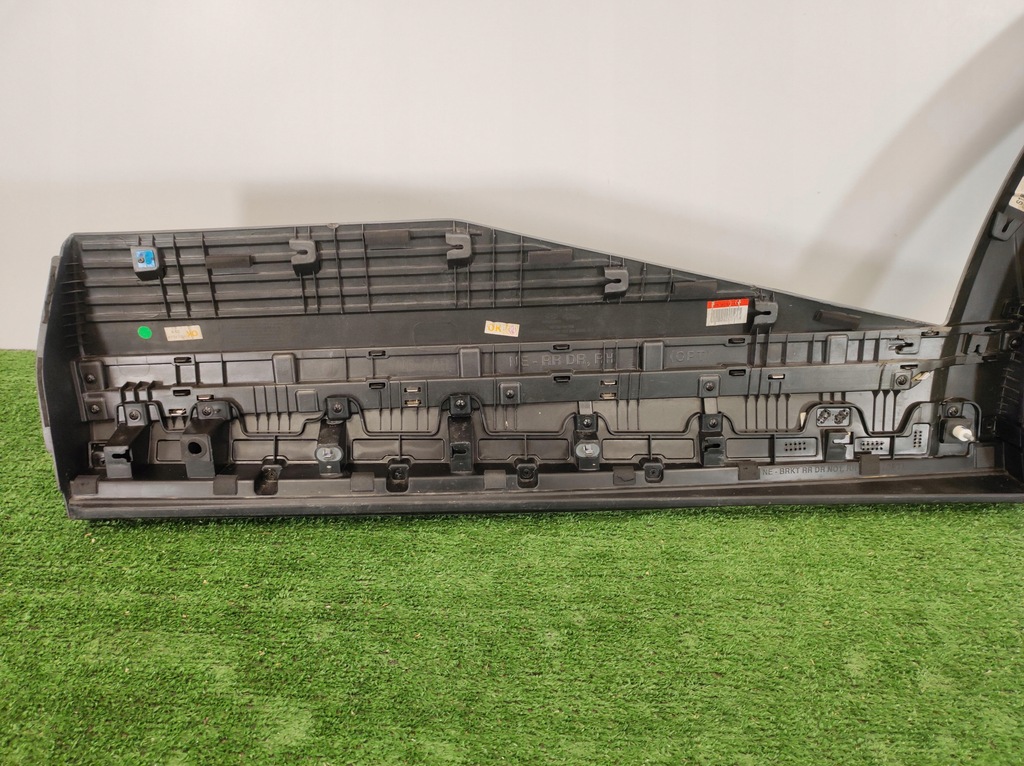 фото №7, Молдинг двері правий задня hyundai ioniq 5 87732-gi100