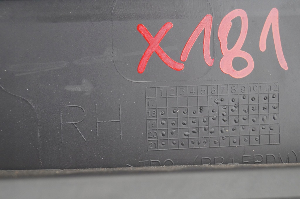 фото №12, Молдинг na двері перед передня права kia stonic 87724-h8400