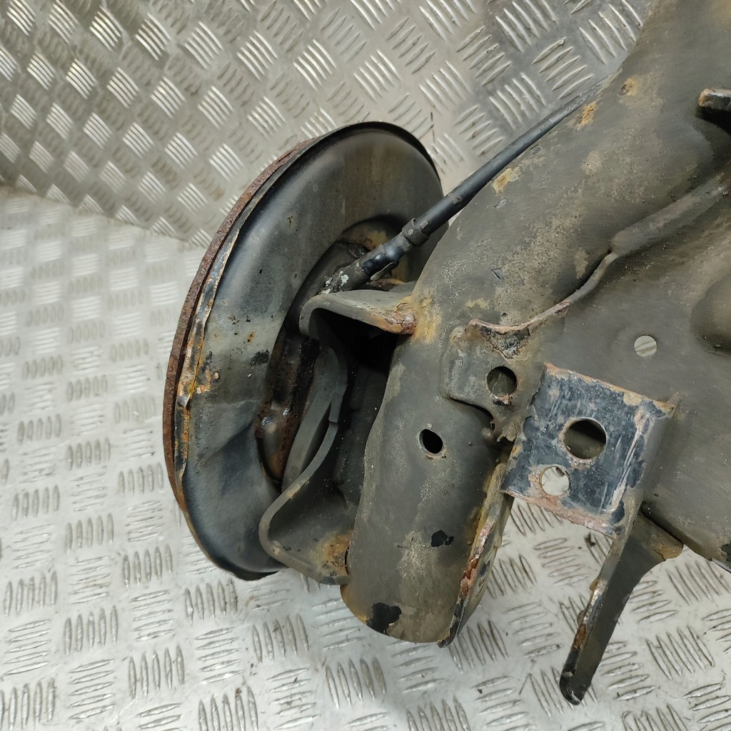 фото №8, Nissan leaf ii ze1 2019 балка osi задний