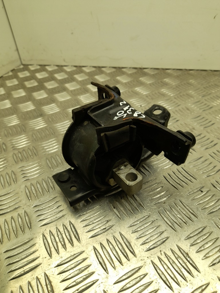 фото №1, Подвеска двигателя škoda rapid 2014 6rf139555d