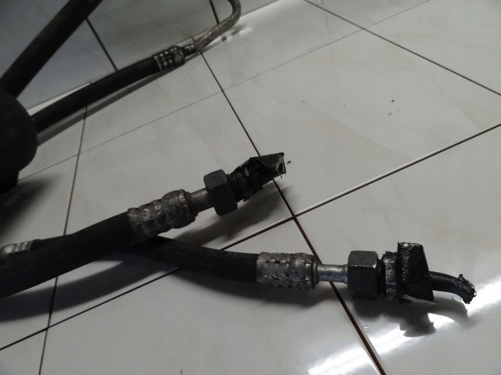 фото №5, Audi a4 s4 b5 8d 1999 1.8 b дроти кондиціонера осушувач 8d0260704s