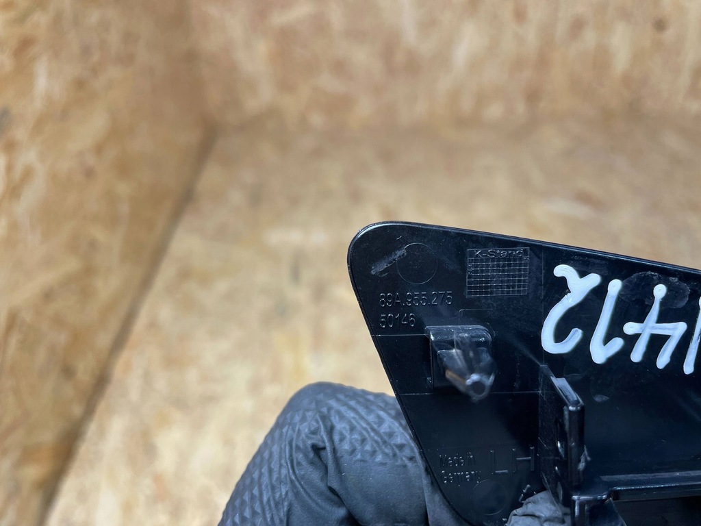 фото №9, Накладка заглушка распылителя левая audi q4 e-tron 89a955275