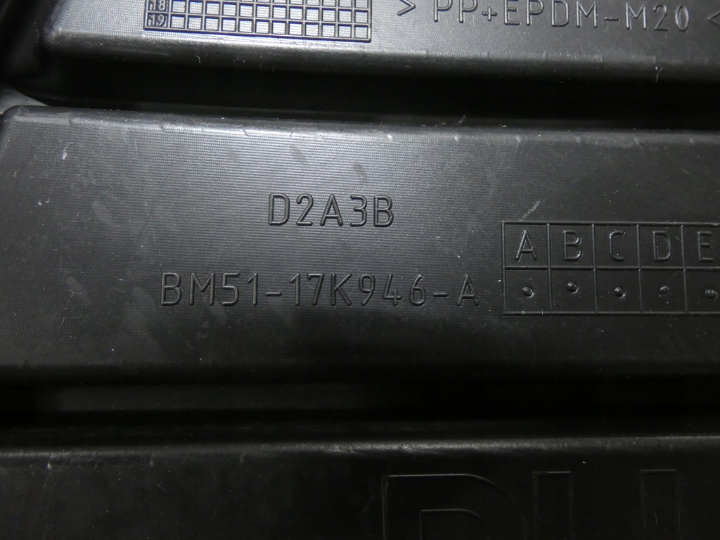 фото №11, Решётка бампера правая ford focus mk-3 przed lift 12.