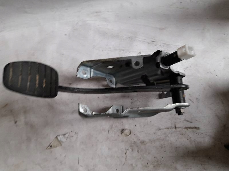 фото №4, Педаль гальма стоп датчик renault trafic