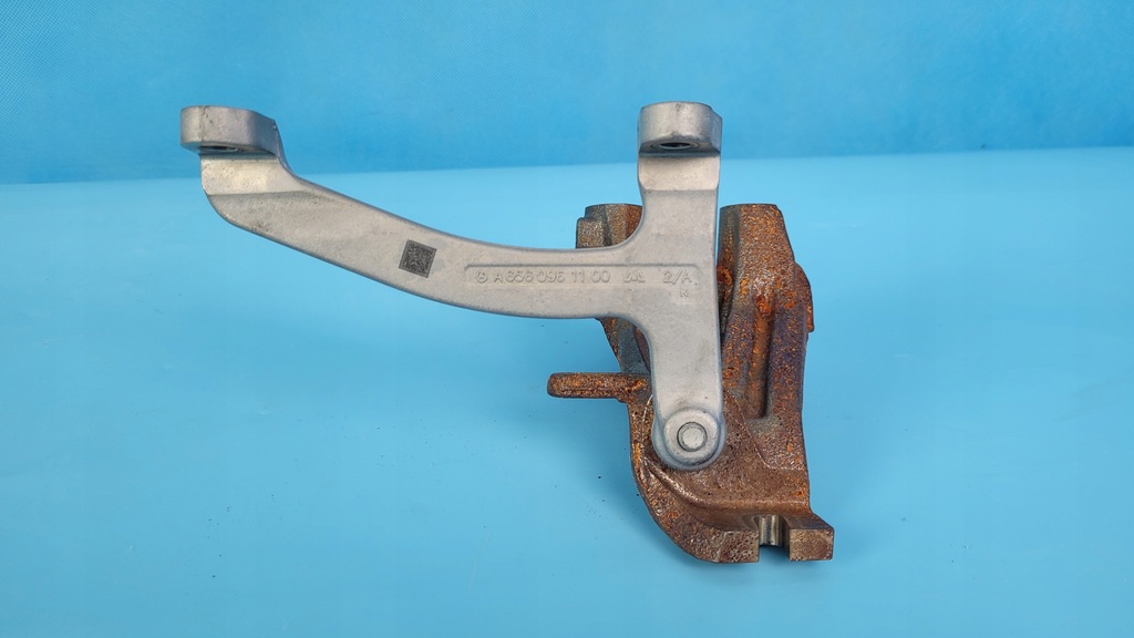 фото №8, Mercedes w206 опора кронштейн a6540961700 a6560961100