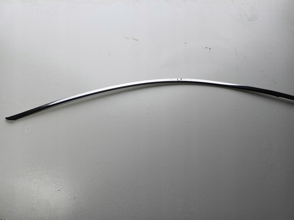 фото №1, Infiniti qx70 fx30 fx50 молдинг дверь левый перед