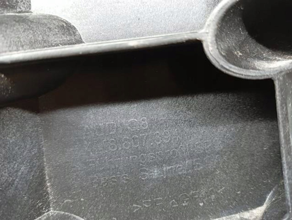 фото №6, M29 audi q8 4m8 напрямна бампера задня правий 4m8807394