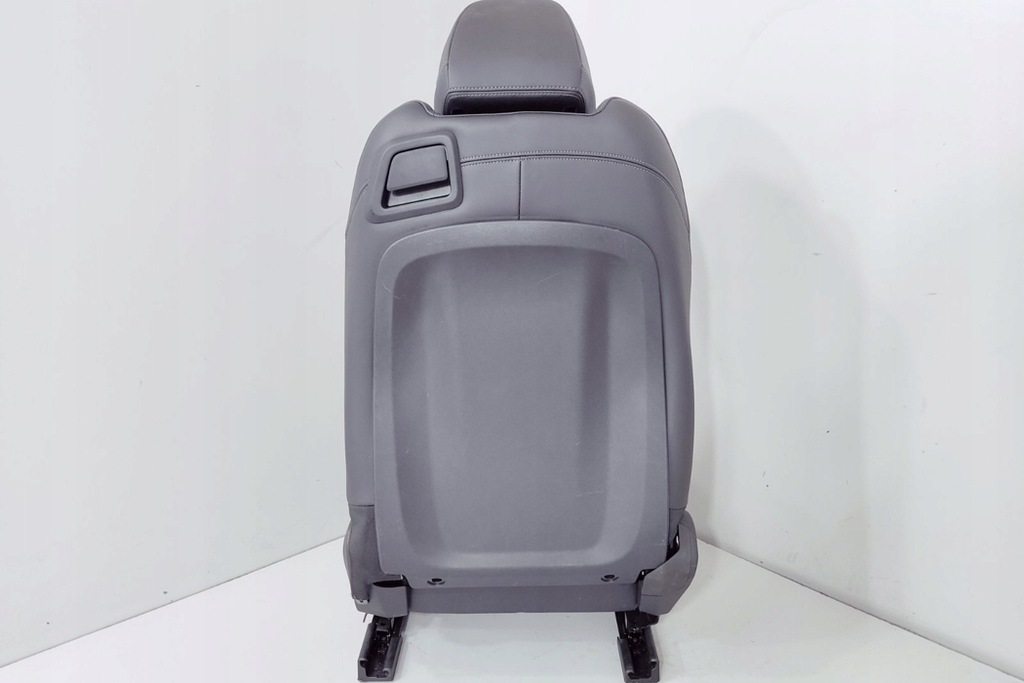 фото №15, Комплект сидений bmw 4 coupe g22, g82 6996833 2.0l бензиновый 190kw 2023