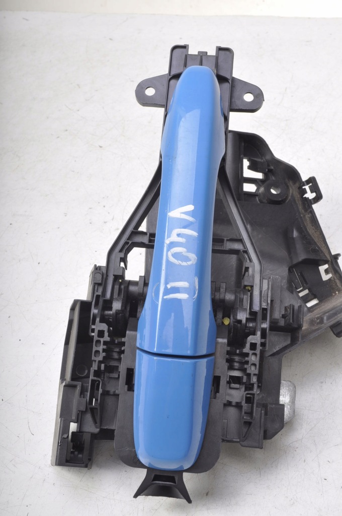 Volvo v40 2 ручка дверь наружная правая  перед 31276224 Оригинал