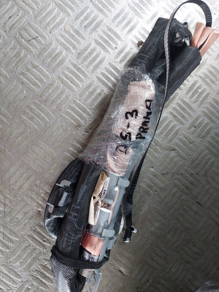 фото №1, Шторка безопасности воздушная правая citroen ds3 c3 ii