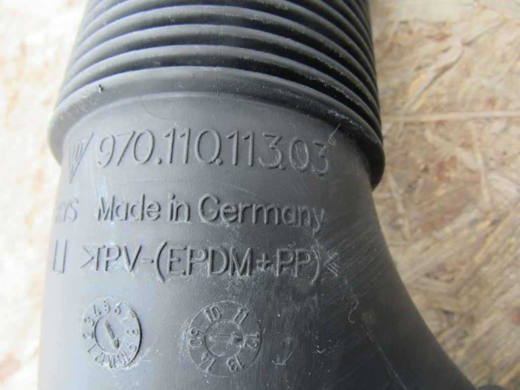 фото №10, Porsche panamera 970 труба тройник повітрозабірник повітря