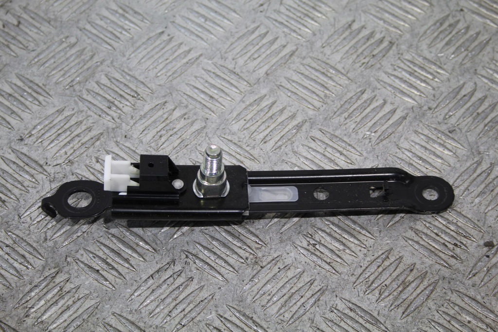 фото №1, Регулировка ремней безопасности lexus nx 300h lift