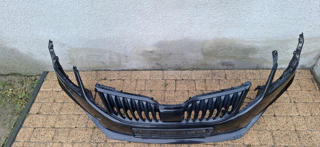 фото №9, Skoda octavia iii lift rs vrs 2016- бампер перед 4 pdc омыватель с жгут