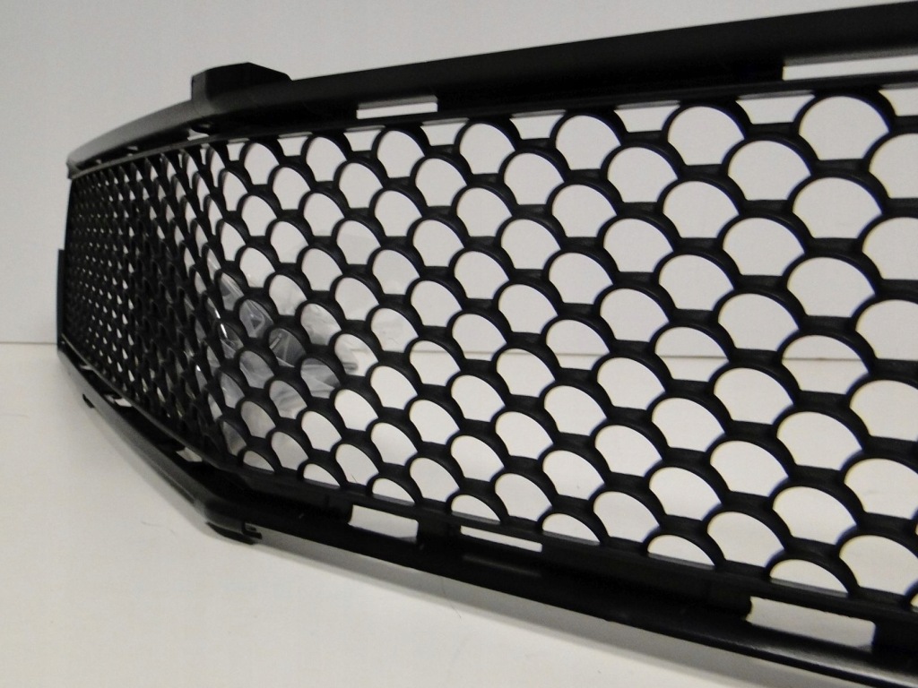 Mercedes sl r230 230 рестайлинг  решётка śrdkowa w бампер передний 63 amg Киев