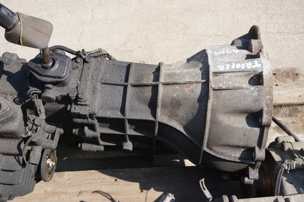 фото №6, Isuzu trooper коробка передач передач з редуктор комплект 2,8 td 4jb1 84-91r