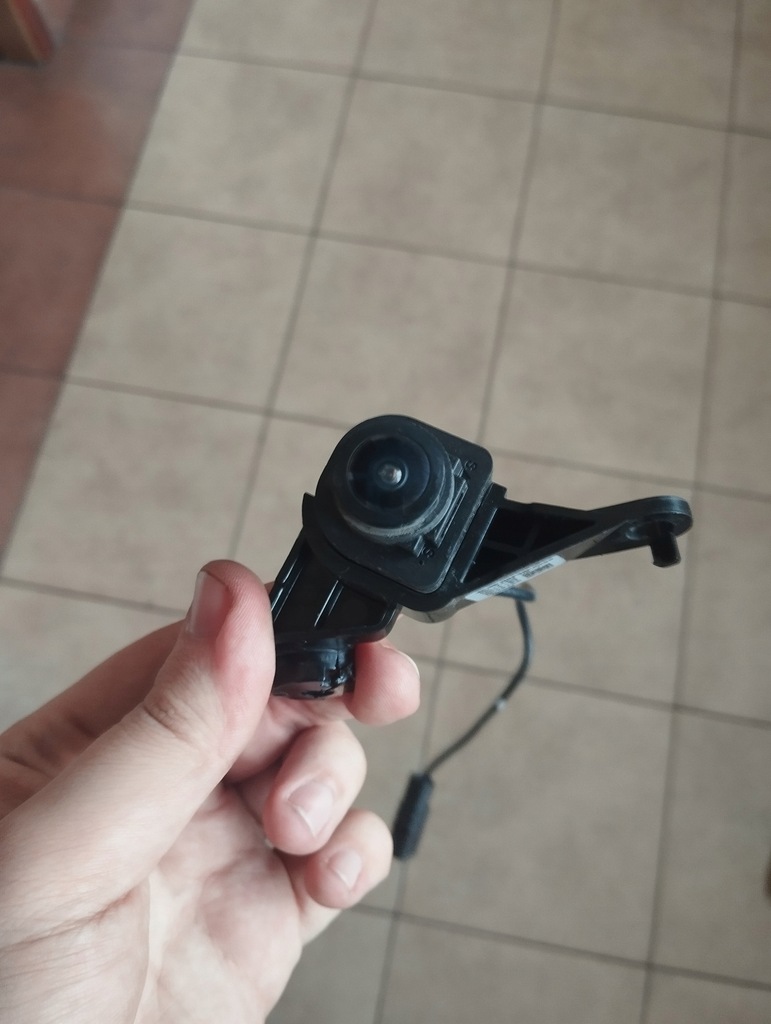 фото №1, Kia sorento iv 20r.^^ камера top вид сторона вид 99230p2000 оригинальный номер