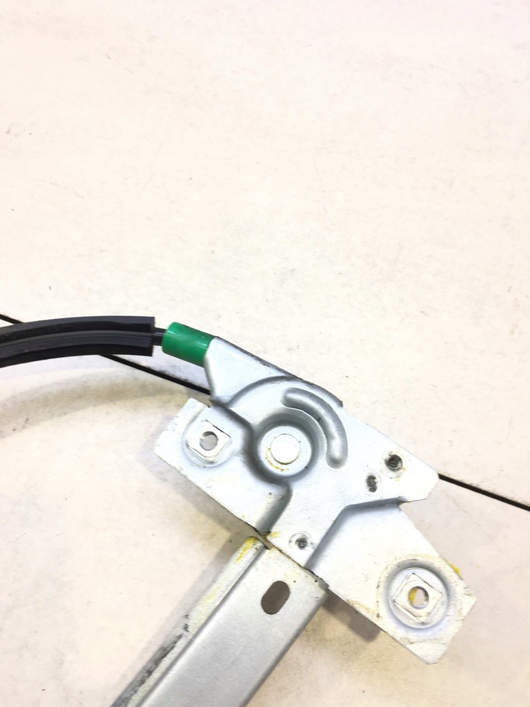 фото №8, Підйомник скло правий задня space star 0130821788