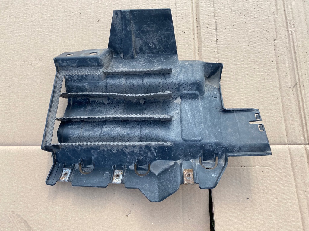 фото №1, Накладка защита actros mp4 mercedes a9605203823