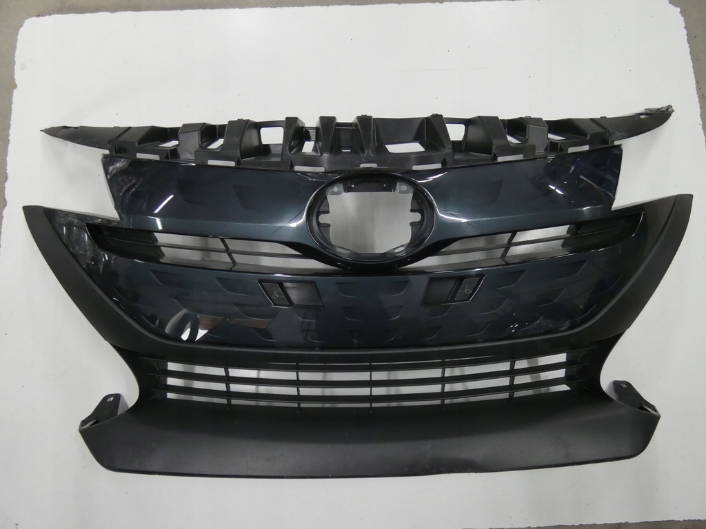 фото №1, Решётка радиатора, решётка радиатора toyota prius plus + plug-in