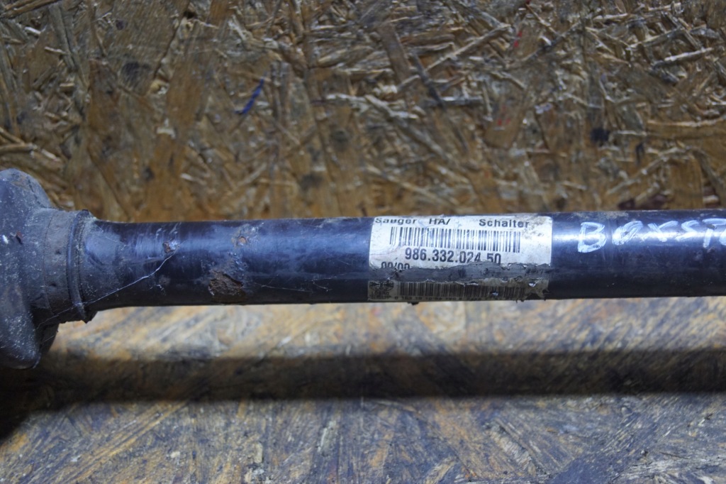 Приводной вал задний porsche boxster 986 98633202450 Оригинал