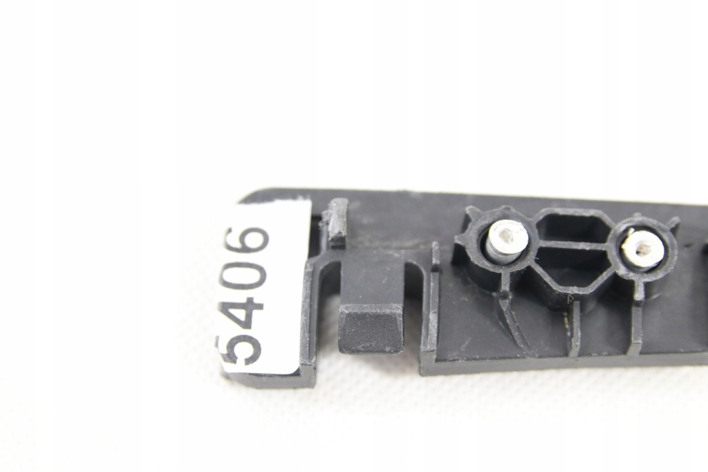 фото №4, Направляющая spoliera левый alfa romeo stelvio