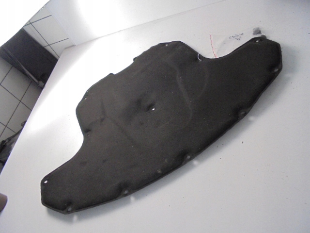 фото №1, Шумоізоляція капот кліпси mercedes e-klasa w213 2.0 дизель 2017 r