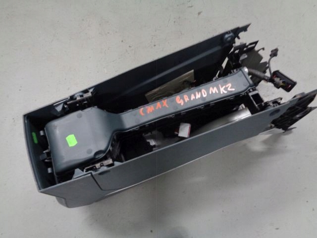 фото №6, Ford c-max mk2 12 grand туннель средний салона