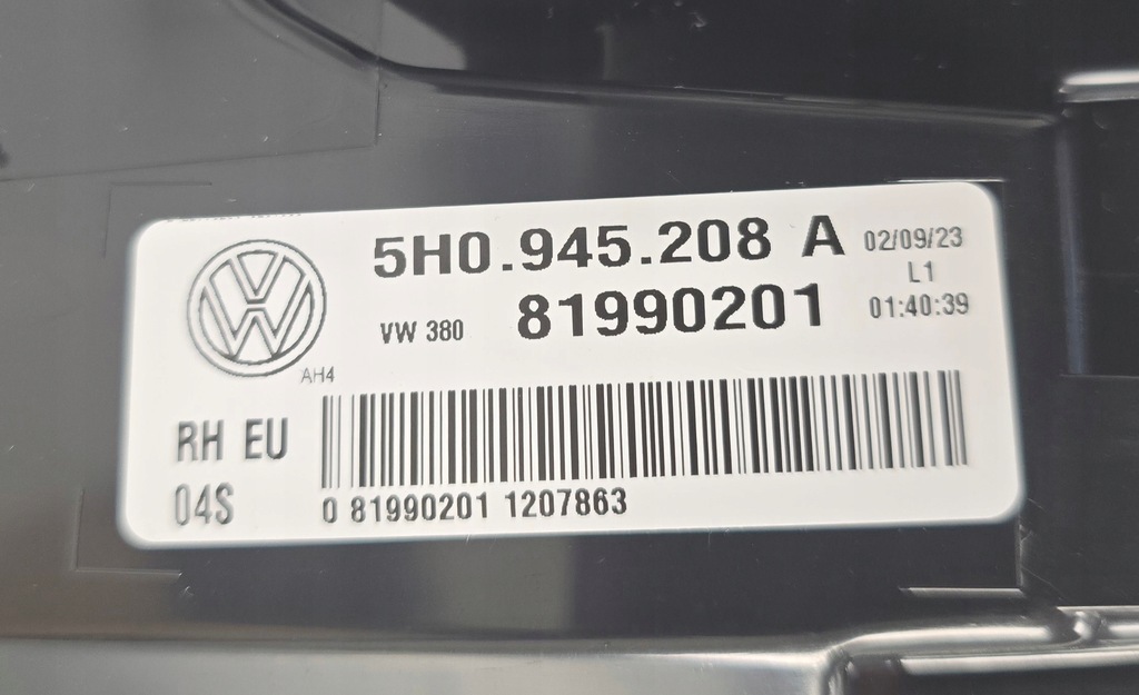 фото №12, Vw golf 8 kombi лампа правая задняя iq.light 5h0945208a