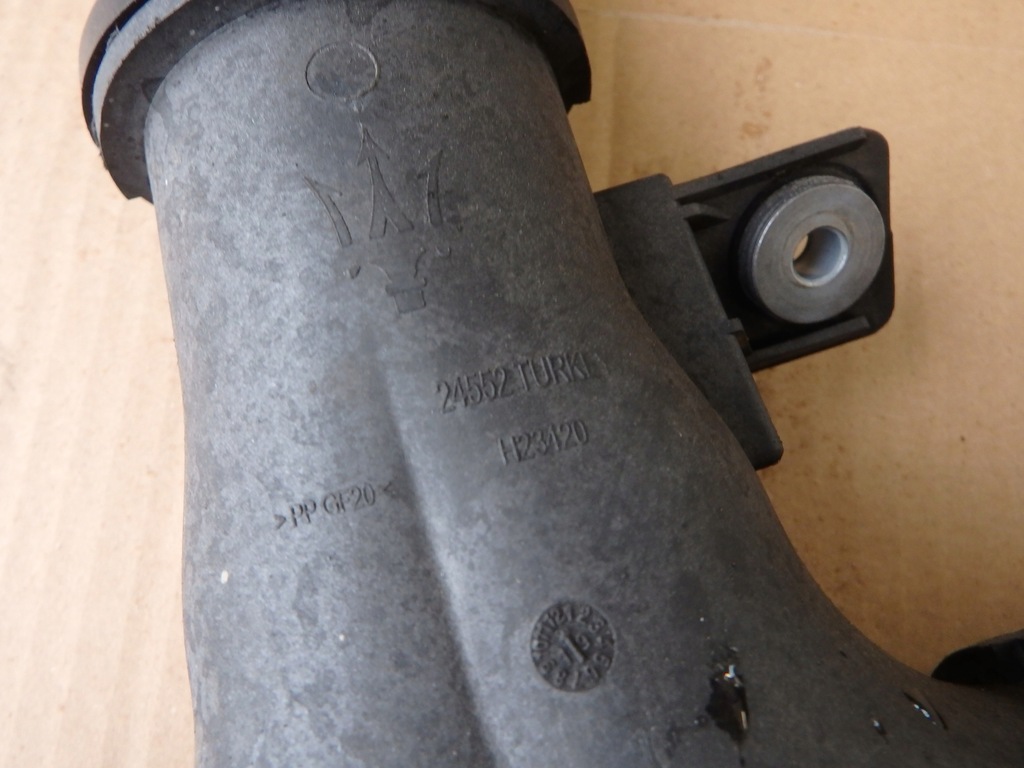 фото №4, Maserati levante 3.0 d труба wąż воздухозаборник