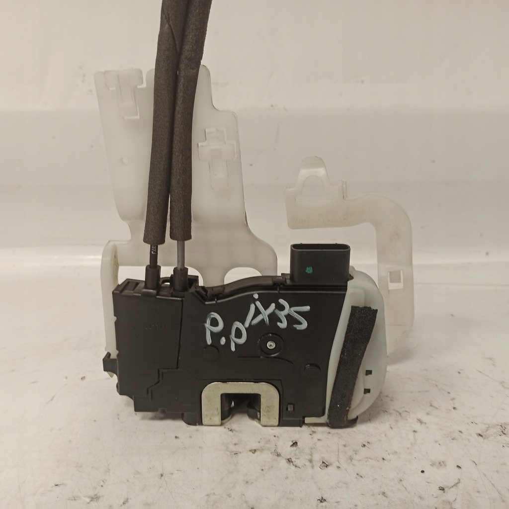 фото №7, Hyundai ix35 замок дверь правый перед 6 pin 81320-2y000