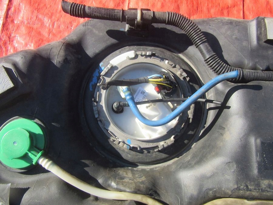 фото №1, Bmw x7 g07 4.4i 2021 помпа пального поплавок