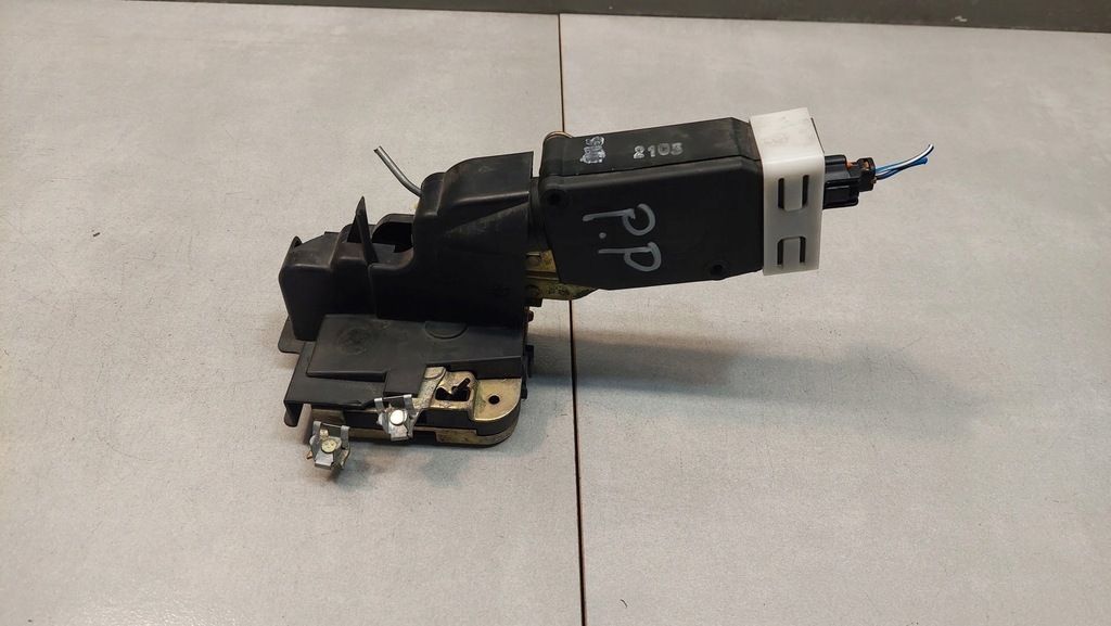 фото №1, Замок двері правий перед space star 1.8 fl