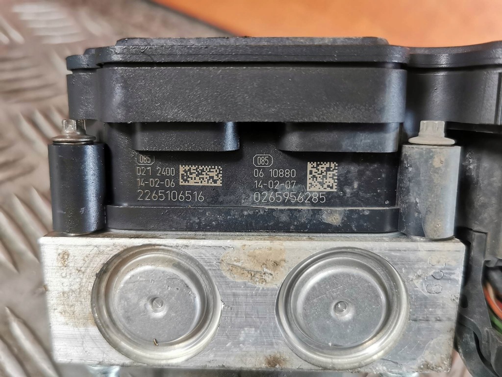 фото №3, Насос abs renault clio iv оригинальный номер 0265956285