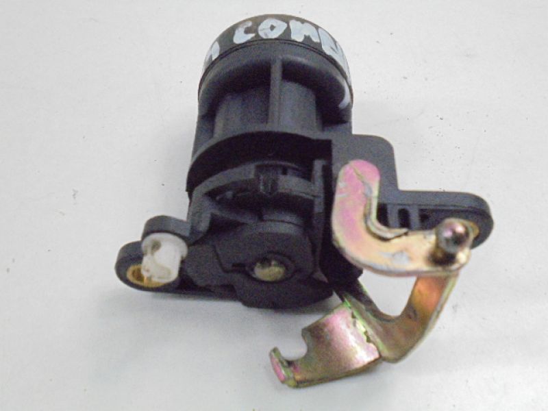 Vw volkswagen passat b4 вкладка замка крышки багажника универсал с Разборки