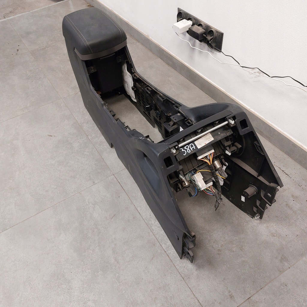 фото №5, Hyundai ix35 1.7crdi 2013 тунель середній підлокітник