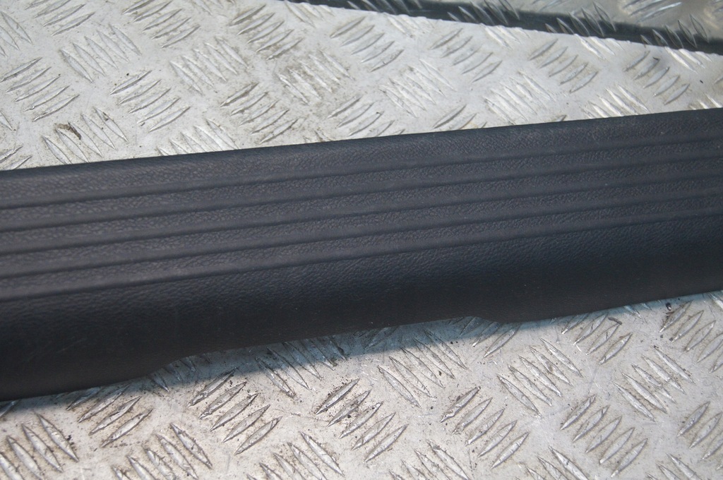 фото №6, Dodge challenger lift молдинг накладка поріг права 631648876