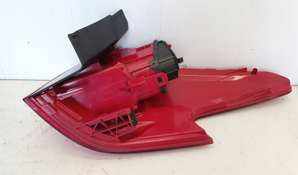 фото №6, Citroen c5 iii kombi 08-лампа задняя левая led org