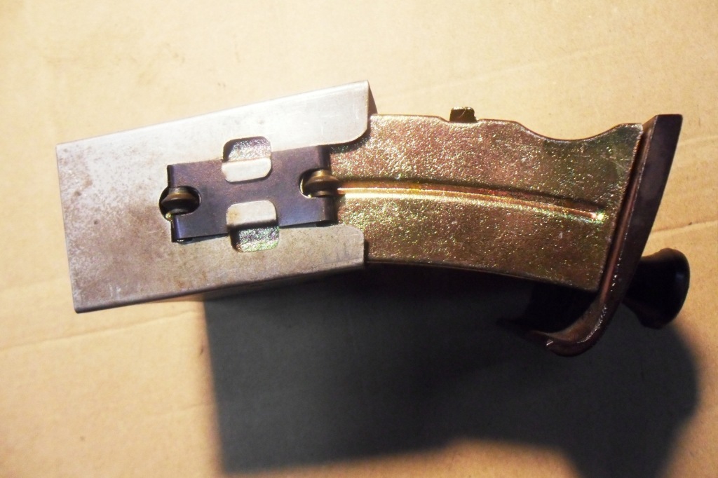 фото №7, Пепельница mercedes усилитель бампера w121 w120