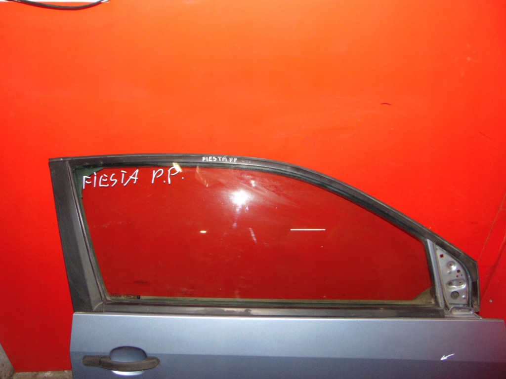 Ford fiesta v mk6 дверей перед праве  3d 02-08 Доставка