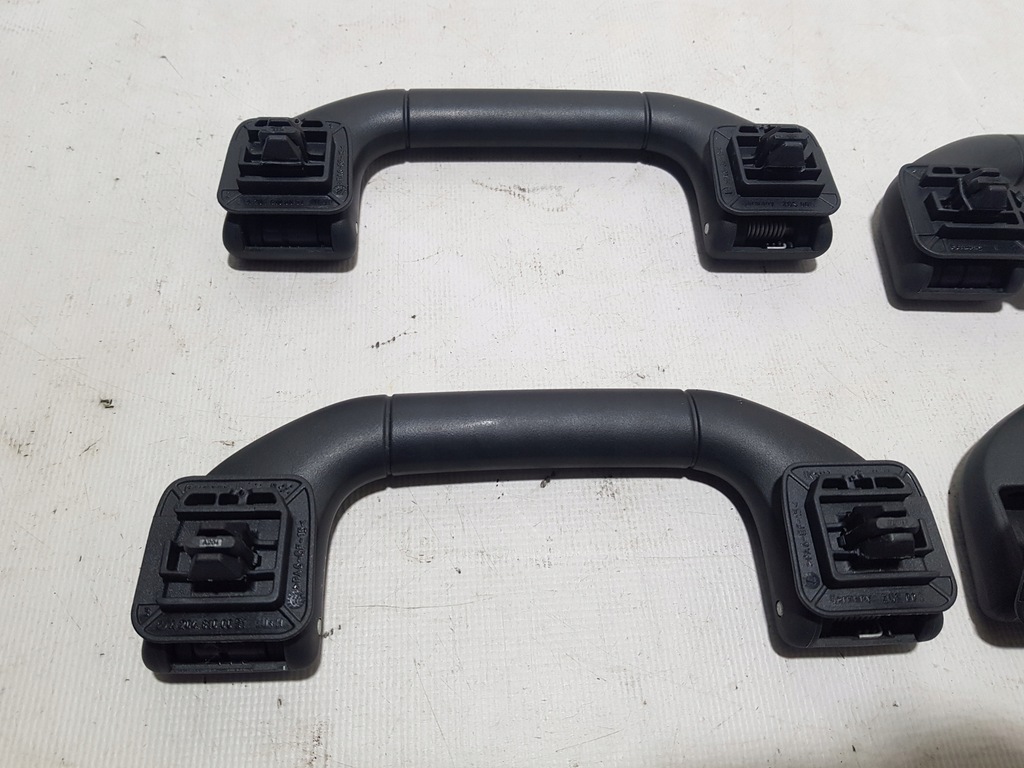 фото №6, Крепления ручки потолочный mercedes w204 w212 чёрные комплект перед задняя