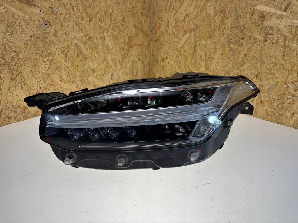 фото №1, Volvo xc90 2016 лампы передние