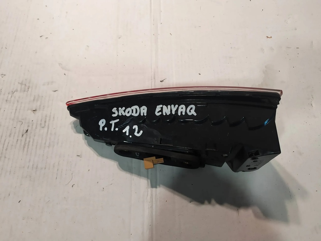 фото №9, Лампа правый задняя skoda enyaq