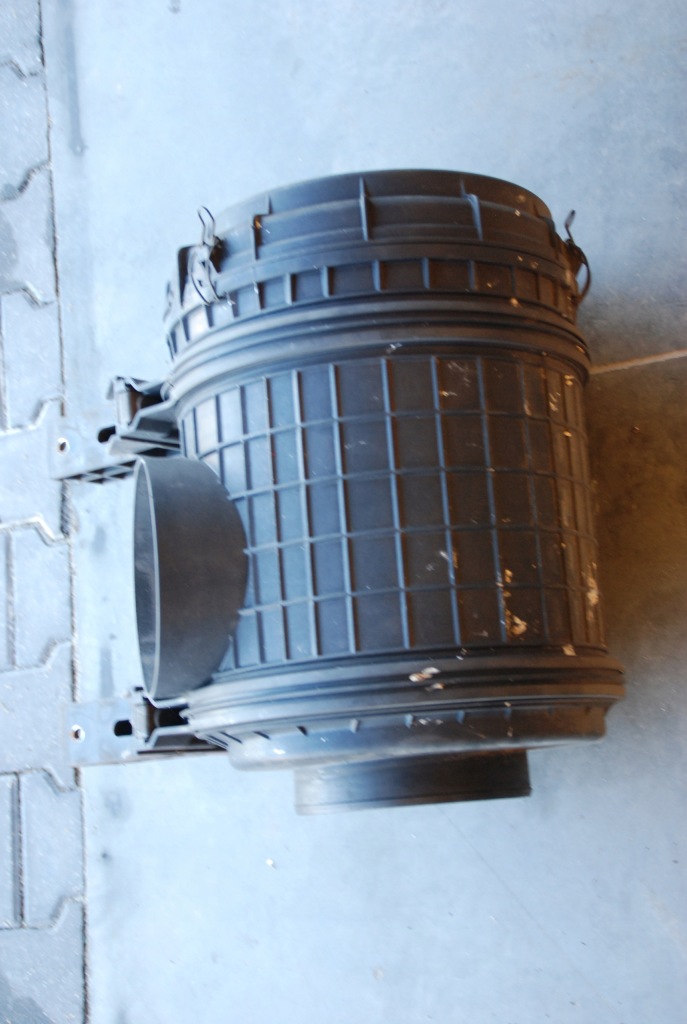 фото №3, Корпус фільтра повітря лапи renault premium dxi