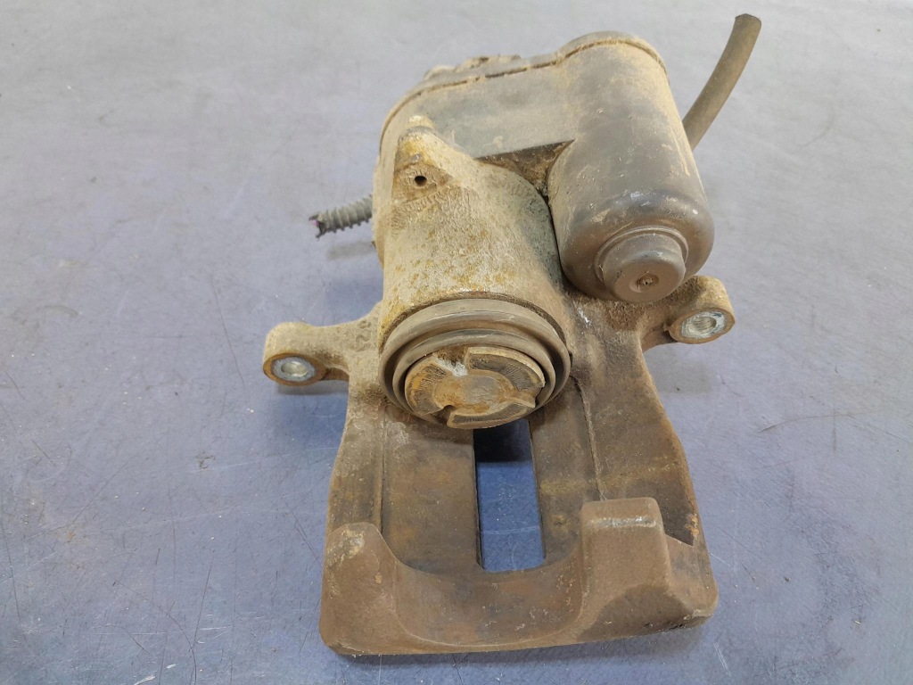 фото №4, Vw tiguan i lift супорт задня правий електричний