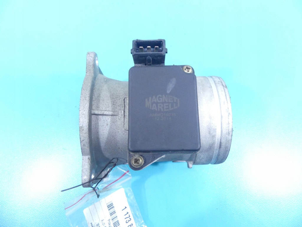 фото №3, Расходомер audi a4 b5 ammq19775, 3pin