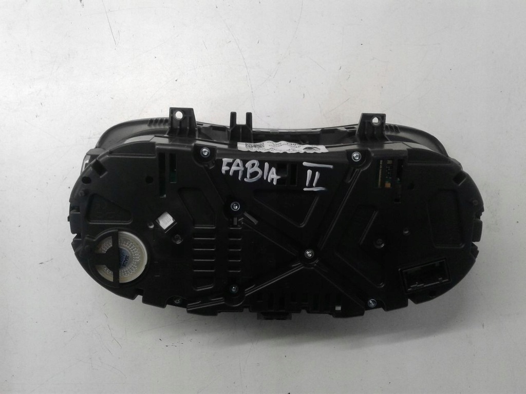 фото №3, Счетчик 6v0920730b skoda fabia iii 1.0 mpi